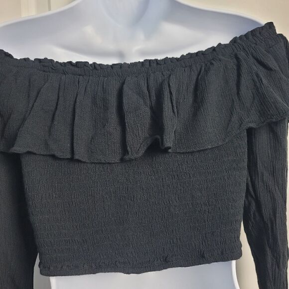 KIMCHI BLUE Ruffled Long Sleeve Crop Top - Picture 7 of 11